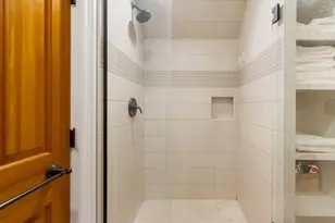 160 Walnut St, Newton, MA 02460 - Photo 20