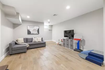 160 Walnut St #A, Newton, MA 02460 - Photo 24