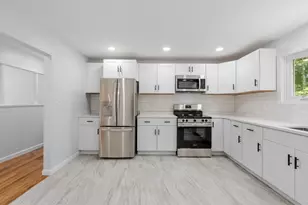 399 Maple St, Winchendon, MA 01475 - Photo 12