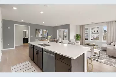 8 Peters Farm Way #401, Westborough, MA 01581 - Photo 4
