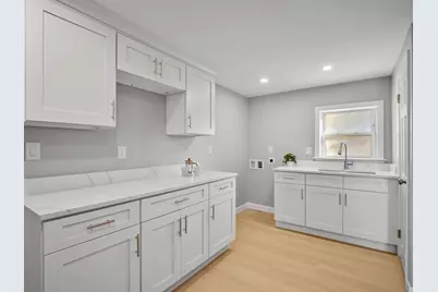 27 Hodgkins Rd, Rockport, MA 01966 - Photo 10