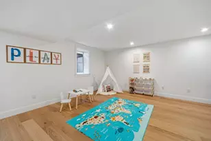 35 Fairview Ave, Lynnfield, MA 01940 - Photo 30
