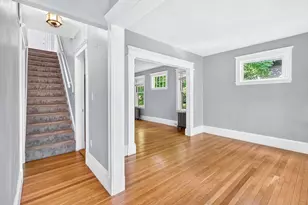 103-105 Colbourne Crescent, Brookline, MA 02445 - Photo 4