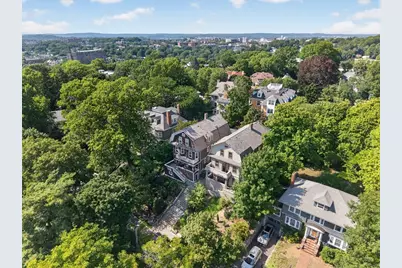 103-105 Colbourne Crescent, Brookline, MA 02445 - Photo 2