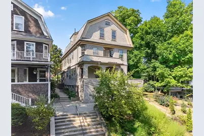 103-105 Colbourne Crescent, Brookline, MA 02445 - Photo 32