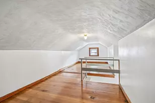 19 Walworth St, Worcester, MA 01602 - Photo 28