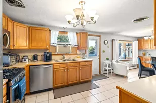 67 Andover St, Peabody, MA 01960 - Photo 8