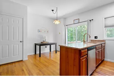 17 Oakes Cir #17, Millbury, MA 01527 - Photo 10