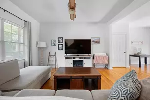 17 Oakes Cir, Millbury, MA 01527 - Photo 6