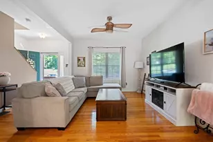 17 Oakes Cir, Millbury, MA 01527 - Photo 4