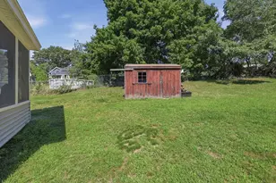 251 Totman St, Lowell, MA 01854 - Photo 36
