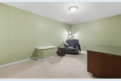 251 Totman Street, Lowell, MA 01854 - Photo 34