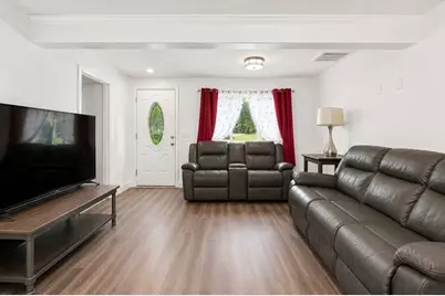 7 Arthur Street, Seekonk, MA 02771 - Photo 8