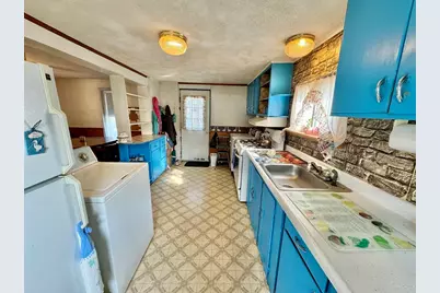 112 Florence Street, Tewksbury, MA 01876 - Photo 4