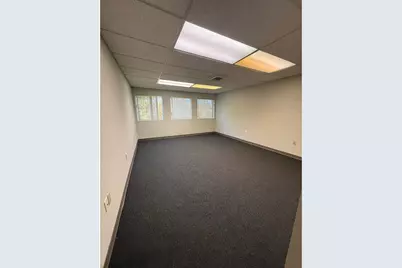 10 River Rd #102-C, Uxbridge, MA 01569 - Photo 2