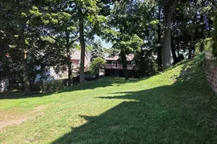 10 Duke St, Swampscott, MA 01907 - Photo 18