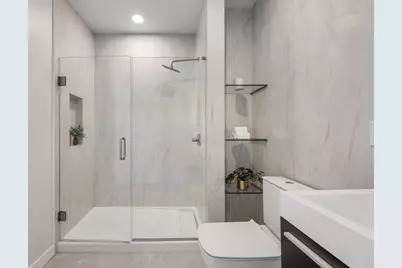 2-10 Maverick Sq #601, Boston, MA 02128 - Photo 8