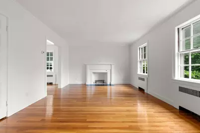 204 Thacher St, Milton, MA 02186 - Photo 6