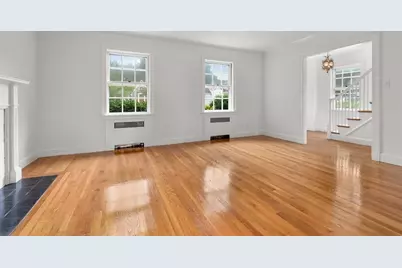 204 Thacher St, Milton, MA 02186 - Photo 8