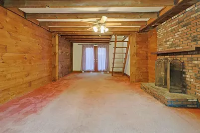 525 Clark St, Gardner, MA 01440 - Photo 4