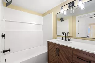 851 Quincy Shore Dr, Quincy, MA 02170 - Photo 32