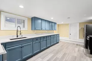 851 Quincy Shore Dr, Quincy, MA 02170 - Photo 14