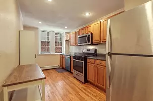 66 Beacon St, Chelsea, MA 02150 - Photo 10