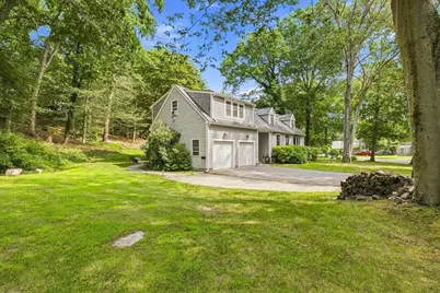 259 Water St, Hanover, MA 02339 - Photo 2