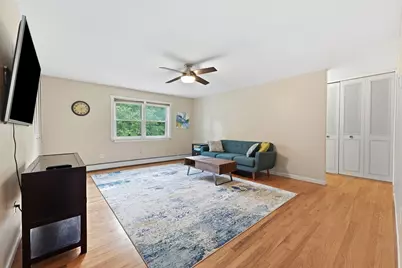 90 Colonial Circle #D, Chicopee, MA 01020 - Photo 2