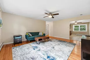 90 Colonial Cir, Chicopee, MA 01020 - Photo 4