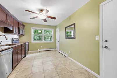90 Colonial Circle #D, Chicopee, MA 01020 - Photo 10