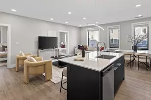 656 Saratoga, Boston, MA 02128 - Photo 1