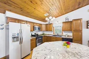 615 Taunton Ave, Seekonk, MA 02771 - Photo 8