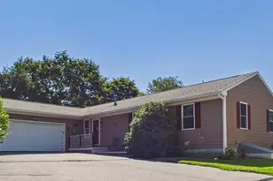 615 Taunton Ave, Seekonk, MA 02771 - Photo 1