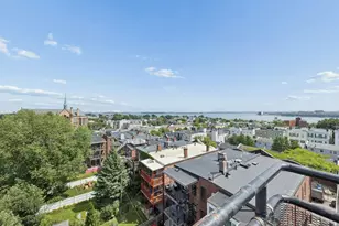 549 E 4th St, Boston, MA 02127 - Photo 14