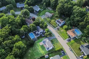 107 Bumble Bee Cir, Shrewsbury, MA 01545 - Photo 38