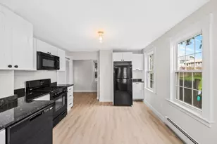 48 Franklin St, Peabody, MA 01960 - Photo 6