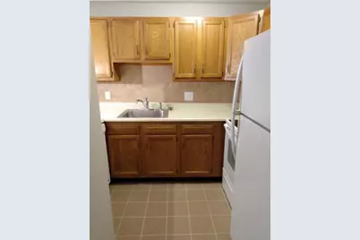 616 Boston Post Rd E #7, Marlborough, MA 01752 - Photo 2