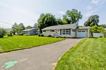 51 Merrick Ave, Holyoke, MA 01040 - Photo 2