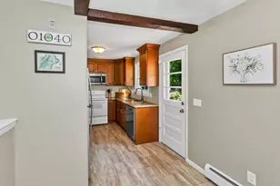 51 Merrick Ave, Holyoke, MA 01040 - Photo 20