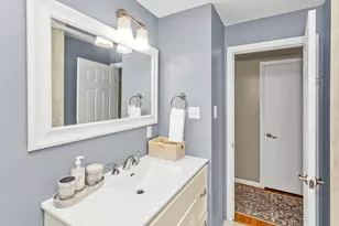 51 Merrick Ave, Holyoke, MA 01040 - Photo 30