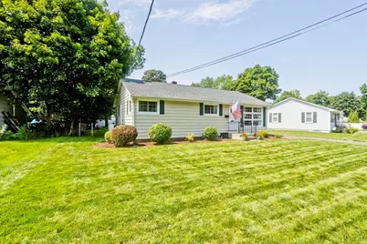 51 Merrick Ave, Holyoke, MA 01040 - Photo 4
