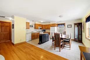 35 State St, Northampton, MA 01060 - Photo 10