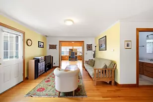 35 State St, Northampton, MA 01060 - Photo 8