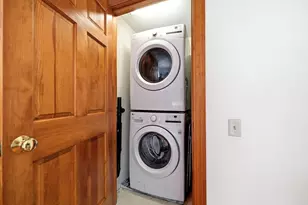 35 State St, Northampton, MA 01060 - Photo 24