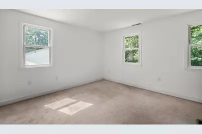 287 Haverhill St, North Reading, MA 01864 - Photo 14