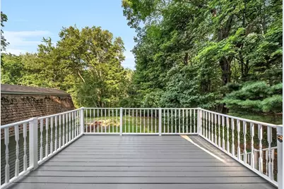 81 Seaver St, Wellesley, MA 02481 - Photo 28