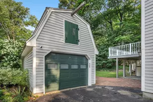 81 Seaver St, Wellesley, MA 02481 - Photo 34