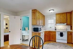 8 Juniper St, West Brookfield, MA 01585 - Photo 8