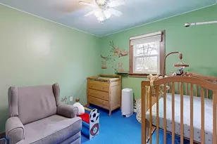 8 Juniper St, West Brookfield, MA 01585 - Photo 20